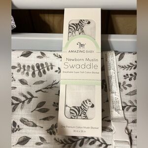 Baby swaddle